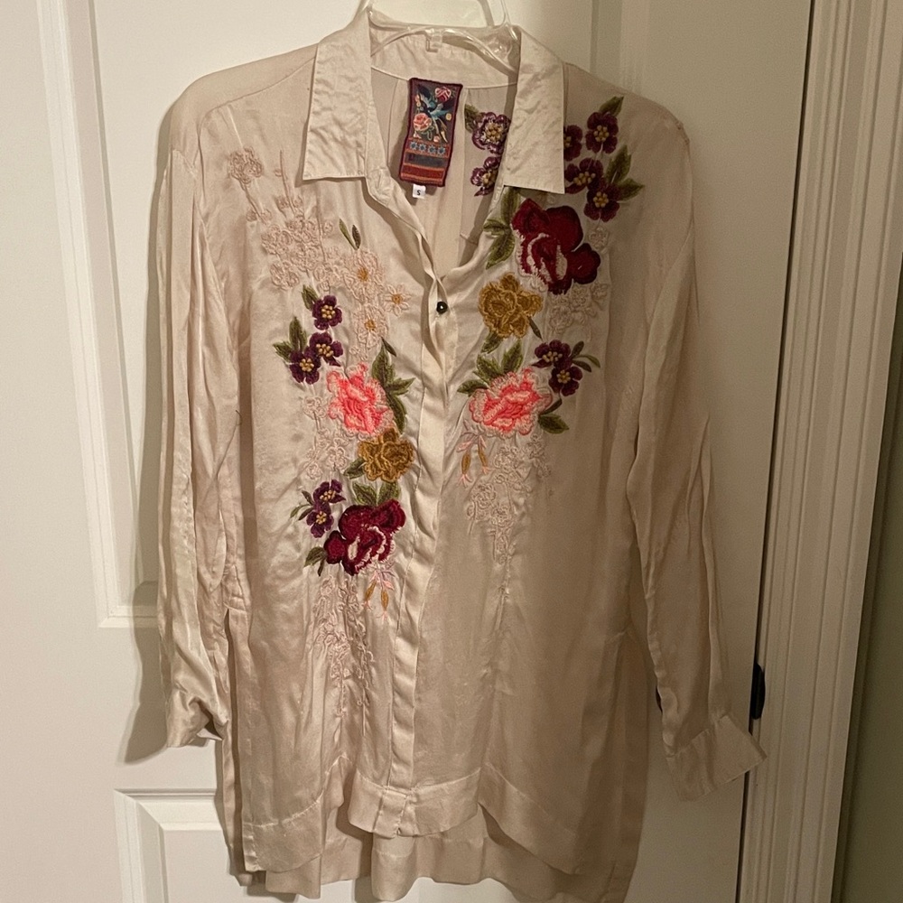 Johnny Was Cream Button Down Shirt